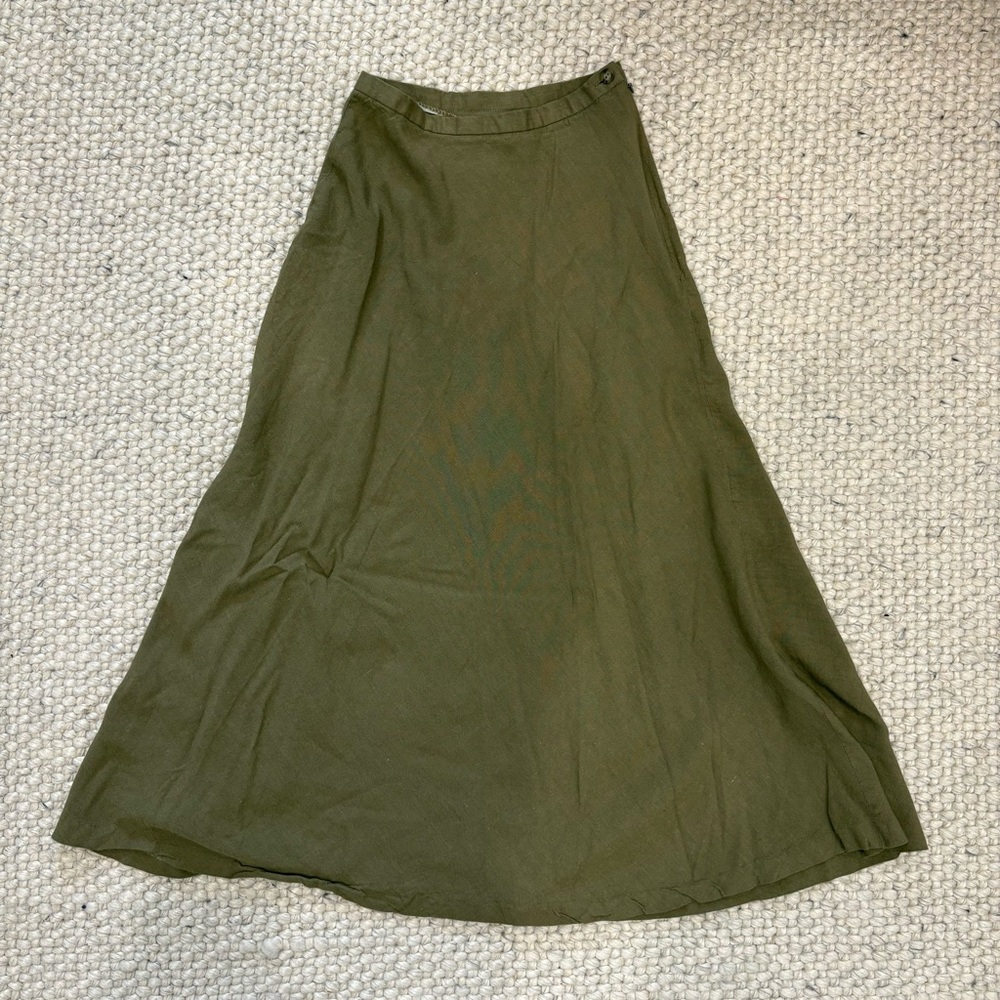 VINTAGE Long Green Flowy petite skirt